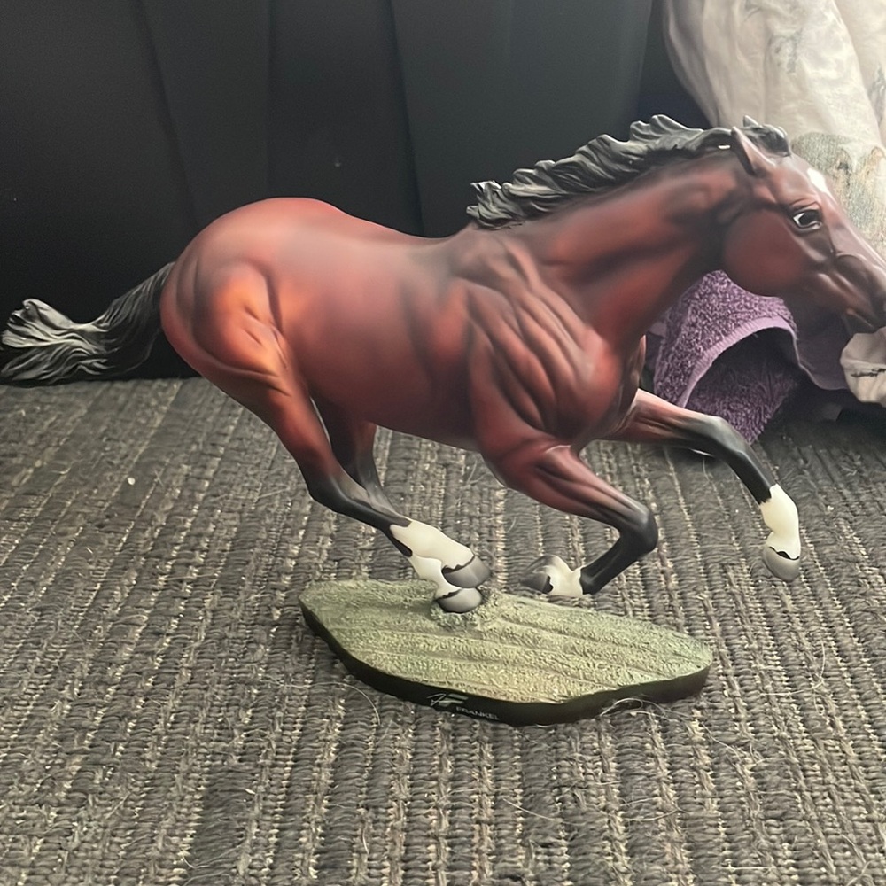 “Frankel” Breyer Horse Collectible Race Horse Model Excellent Condition